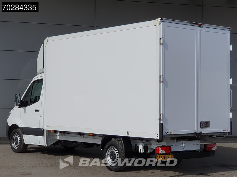 Mercedes-Benz Sprinter 317 CDI Automaat Bakwagen Achterdeuren 170PK Airco Camera Euro6 Meubelbak Koffer 21m3 Airco - Closed box van: picture 2 Mercedes-Benz Sprinter 317 CDI Automaat Bakwagen Achterdeuren 170PK Airco Camera Euro6 Meubelbak Koffer 21m3 Airco - Closed box van: picture 2