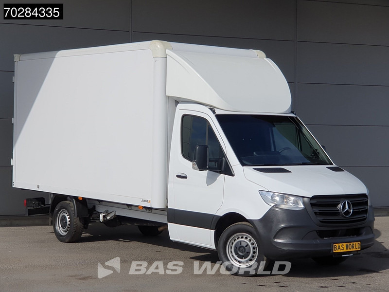 Mercedes-Benz Sprinter 317 CDI Automaat Bakwagen Achterdeuren 170PK Airco Camera Euro6 Meubelbak Koffer 21m3 Airco - Closed box van: picture 3 Mercedes-Benz Sprinter 317 CDI Automaat Bakwagen Achterdeuren 170PK Airco Camera Euro6 Meubelbak Koffer 21m3 Airco - Closed box van: picture 3