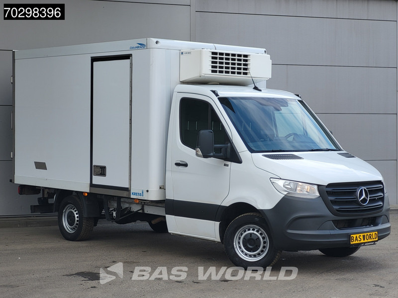 Mercedes-Benz Sprinter 317 CDI Koelwagen Achterdeuren Thermo King V-500MAX Airco Camera Euro6 Koel Koeler Kühl Kühler Kühlwagen Kühlkoffer Airco - Refrigerated delivery van: picture 5 Mercedes-Benz Sprinter 317 CDI Koelwagen Achterdeuren Thermo King V-500MAX Airco Camera Euro6 Koel Koeler Kühl Kühler Kühlwagen Kühlkoffer Airco - Refrigerated delivery van: picture 5