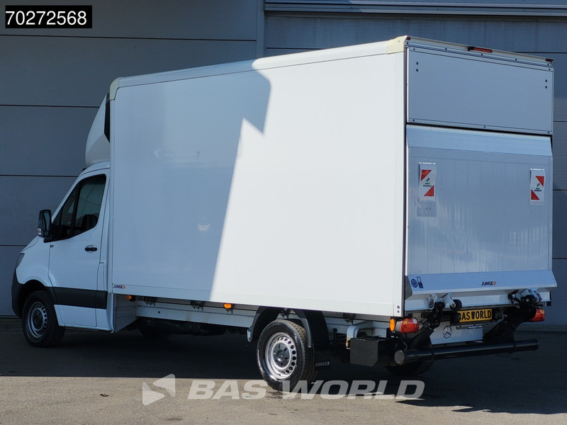 Mercedes-Benz Sprinter 317 CDI Laadklep Automaat Bakwagen 170PK Camera Airco Euro6 Meubelbak Koffer 20m3 Airco - Closed box van: picture 5 Mercedes-Benz Sprinter 317 CDI Laadklep Automaat Bakwagen 170PK Camera Airco Euro6 Meubelbak Koffer 20m3 Airco - Closed box van: picture 5