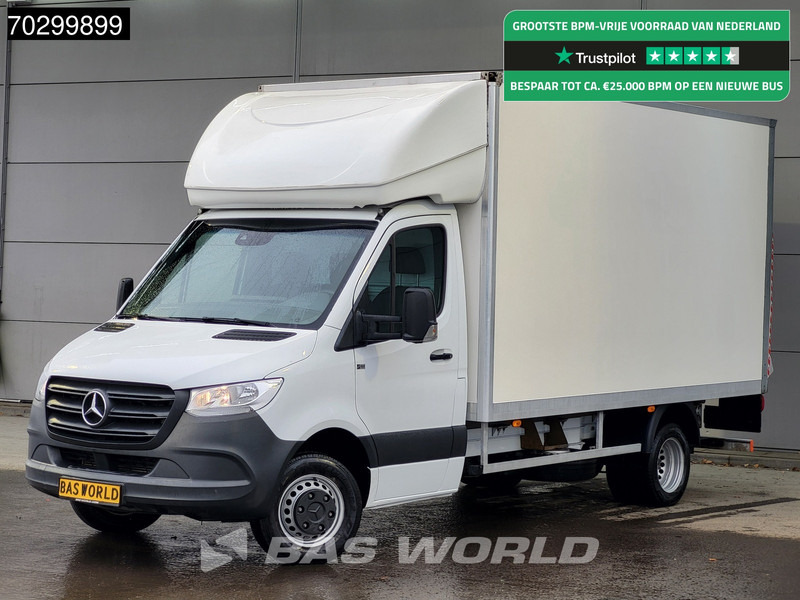 Mercedes-Benz Sprinter 514 CDI Laadklep Automaat Zijdeur Dubbellucht Bakwagen Airco Cruise MBUX CarPlay D'Hollandia Euro6 Meubelbak Koffer Airco Cruise - Closed box van: picture 1 Mercedes-Benz Sprinter 514 CDI Laadklep Automaat Zijdeur Dubbellucht Bakwagen Airco Cruise MBUX CarPlay D'Hollandia Euro6 Meubelbak Koffer Airco Cruise - Closed box van: picture 1