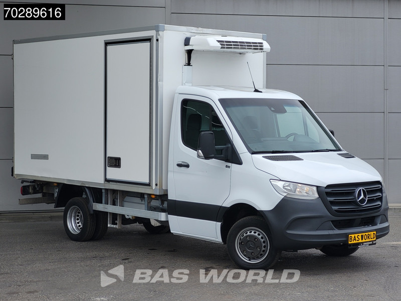Mercedes-Benz Sprinter 515 CDI Koelwagen Dubbellucht Zijdeur Thermo King 230v-Stekker Airco Cruise Euro6 Koel Koeler Kühl Kühler Kühlwagen Bakwagen Gek - Refrigerated delivery van: picture 3 Mercedes-Benz Sprinter 515 CDI Koelwagen Dubbellucht Zijdeur Thermo King 230v-Stekker Airco Cruise Euro6 Koel Koeler Kühl Kühler Kühlwagen Bakwagen Gek - Refrigerated delivery van: picture 3