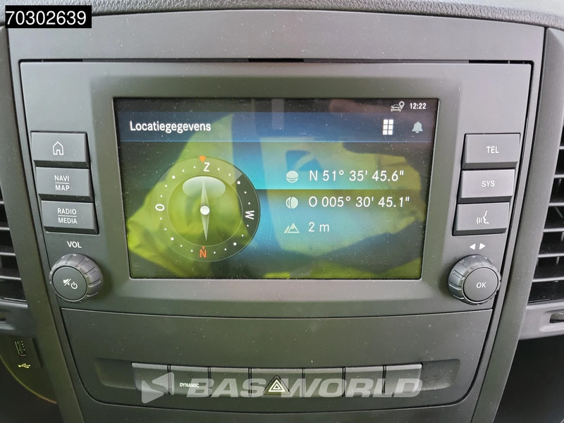 Small van, Electric van Mercedes-Benz eVito 112 Elektrisch 66kWh 285km WLTP Snelladen L2H1 Airco Cruise Camera L2 Airco Cruise control: picture 13 Small van, Electric van Mercedes-Benz eVito 112 Elektrisch 66kWh 285km WLTP Snelladen L2H1 Airco Cruise Camera L2 Airco Cruise control: picture 13