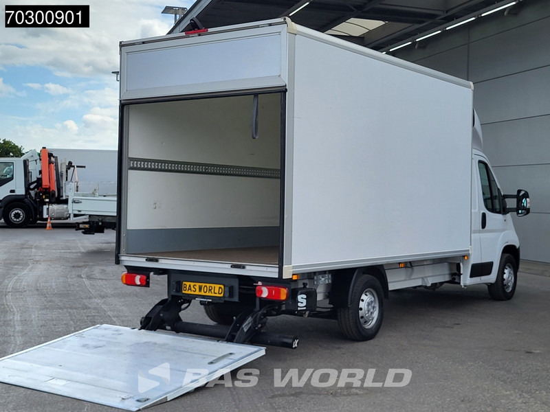 Opel Movano 140PK COMING SOON! Laadklep Bakwagen Airco Cruise Camera Euro6 Meubelbak Koffer 18m3 Airco Cruise control - Closed box van: picture 3 Opel Movano 140PK COMING SOON! Laadklep Bakwagen Airco Cruise Camera Euro6 Meubelbak Koffer 18m3 Airco Cruise control - Closed box van: picture 3