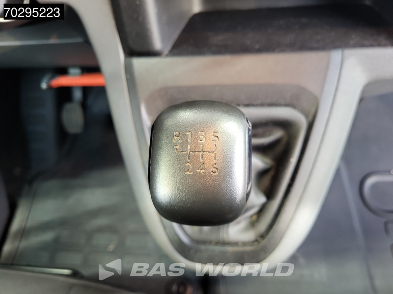 Small van Peugeot Expert 145pk L2H1 Trekhaak Navi Airco Cruise Camera Parkeersensoren Werkplaatsinrichting Euro6 L2 6m3 Airco Trekhaak Cruise control: picture 20 Small van Peugeot Expert 145pk L2H1 Trekhaak Navi Airco Cruise Camera Parkeersensoren Werkplaatsinrichting Euro6 L2 6m3 Airco Trekhaak Cruise control: picture 20