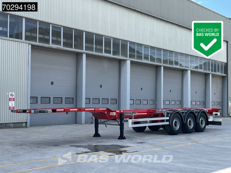Kässbohrer 3 axles 40 ft 45 ft - Container transporter/ Swap body semi-trailer: picture 1 Kässbohrer 3 axles 40 ft 45 ft - Container transporter/ Swap body semi-trailer: picture 1