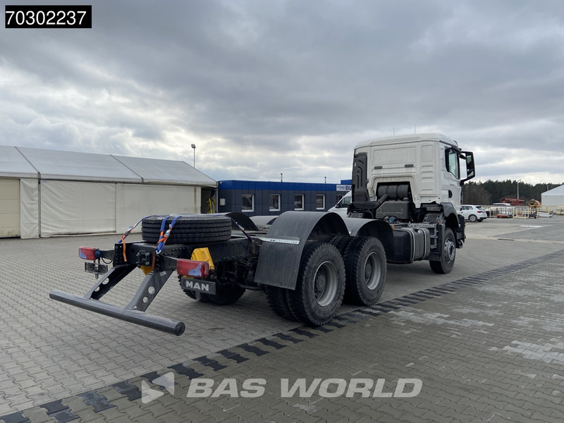 MAN TGS 33.400 6X4 NEW 6x4 chassis Big-Axle Manual Airco EURO 2 - Cab chassis truck: picture 5 MAN TGS 33.400 6X4 NEW 6x4 chassis Big-Axle Manual Airco EURO 2 - Cab chassis truck: picture 5