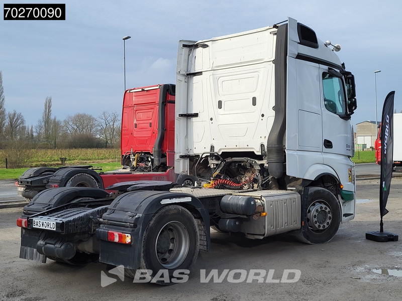 Mercedes-Benz Actros 1942 Actros 4X2 StreamSpace PTO - Tractor unit: picture 5 Mercedes-Benz Actros 1942 Actros 4X2 StreamSpace PTO - Tractor unit: picture 5