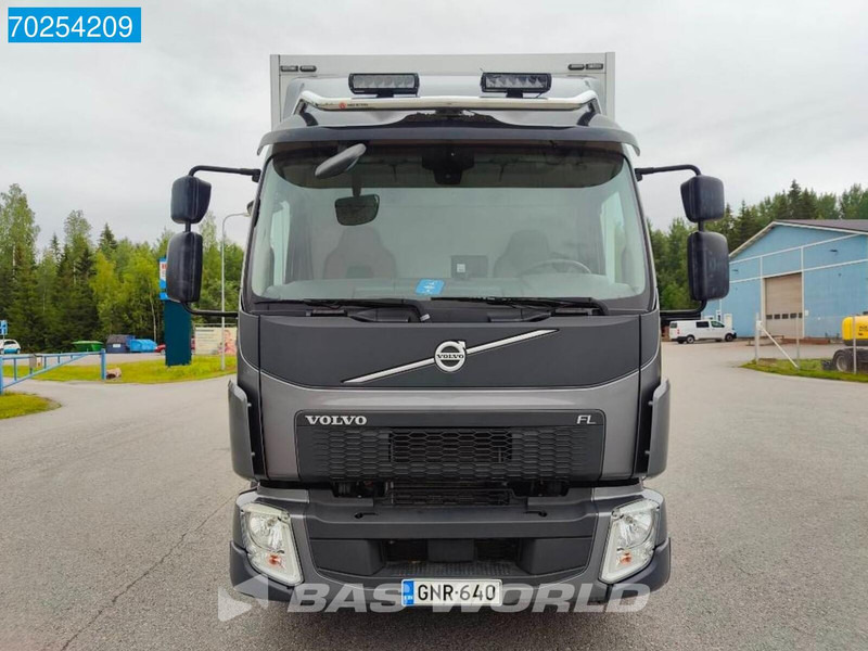 Volvo FL 250 4X2 Like NEW! Exhibition truck EURO 6 - Box truck: picture 2 Volvo FL 250 4X2 Like NEW! Exhibition truck EURO 6 - Box truck: picture 2