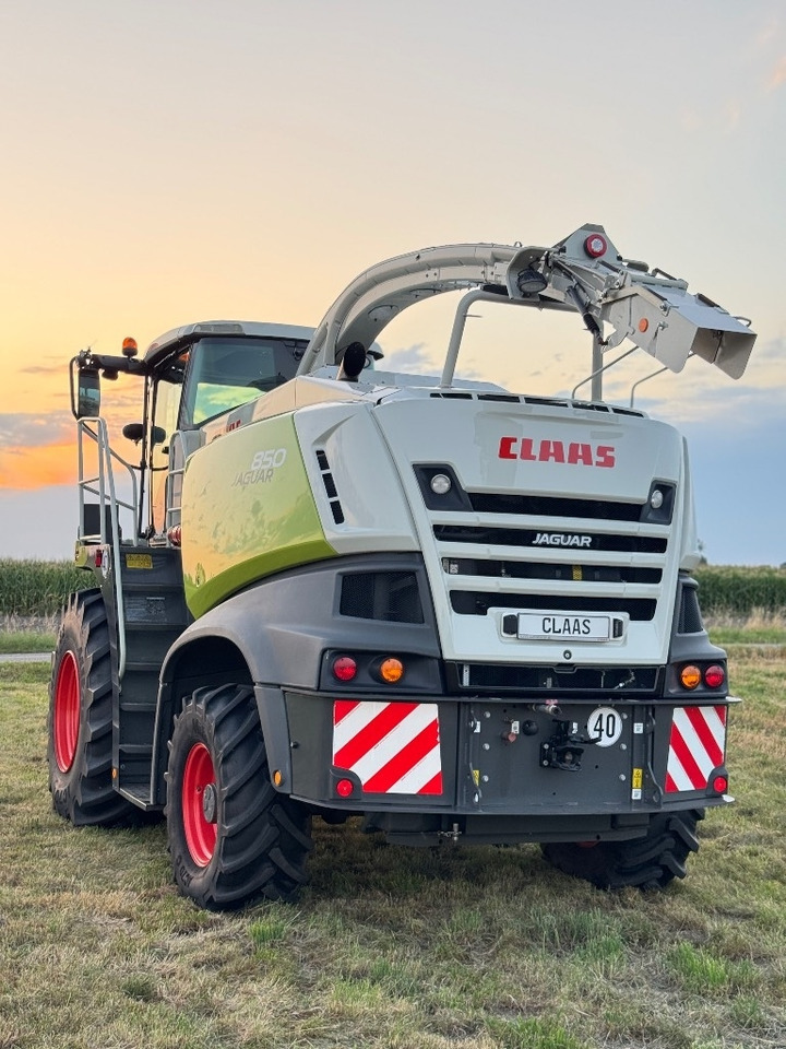 Claas Jaguar 850 Allrad + Kemper 360 PLUS  - Forage harvester: picture 5 Claas Jaguar 850 Allrad + Kemper 360 PLUS  - Forage harvester: picture 5