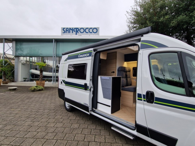 Chausson First Line V594L - Campervan: picture 2 Chausson First Line V594L - Campervan: picture 2