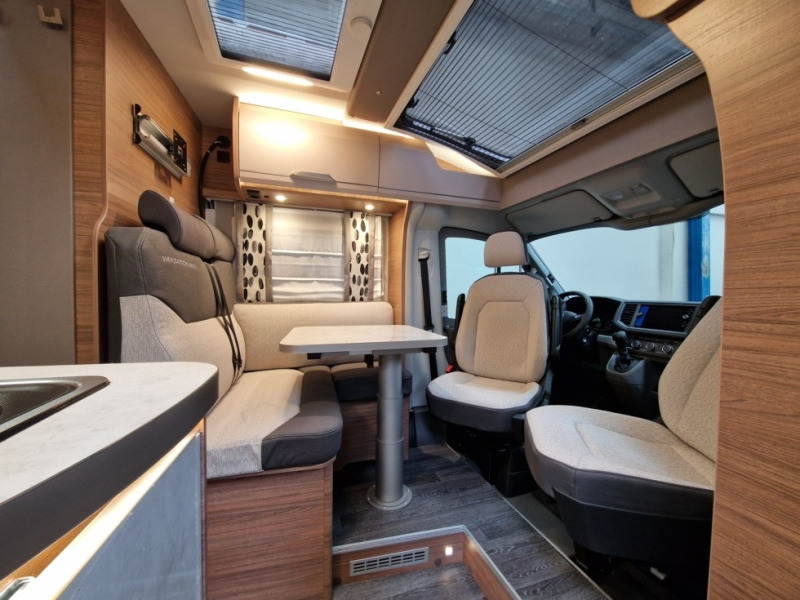 Knaus Van TI 640 MEG Vansation - Semi-integrated motorhome: picture 4 Knaus Van TI 640 MEG Vansation - Semi-integrated motorhome: picture 4