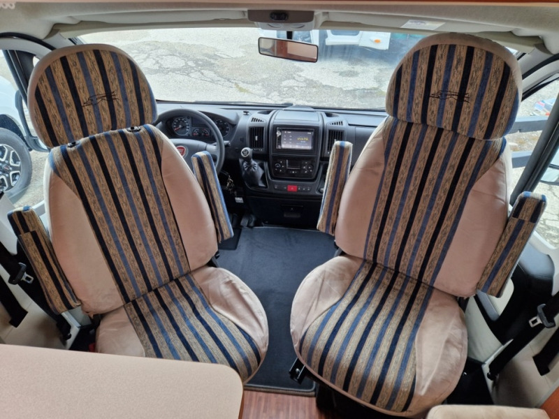 Laika X 710 - Alcove motorhome: picture 5 Laika X 710 - Alcove motorhome: picture 5