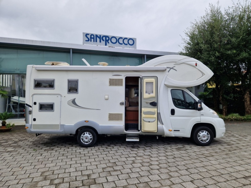 Laika X 710 - Alcove motorhome: picture 2 Laika X 710 - Alcove motorhome: picture 2