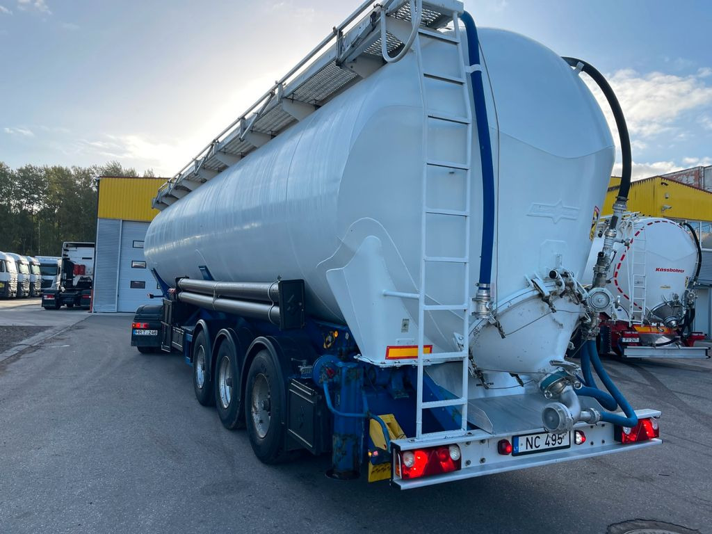 Spitzer 60.000Liter - Silo semi-trailer: picture 4 Spitzer 60.000Liter - Silo semi-trailer: picture 4