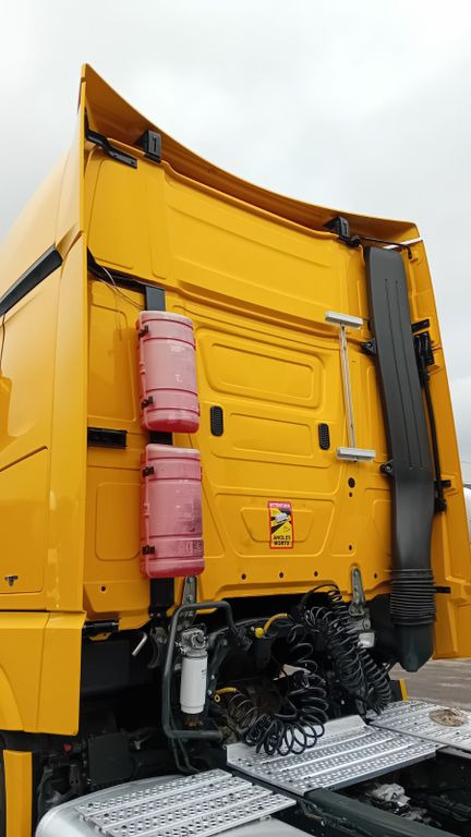 Mercedes-Benz 1845 GIGA space - Tractor unit: picture 5 Mercedes-Benz 1845 GIGA space - Tractor unit: picture 5