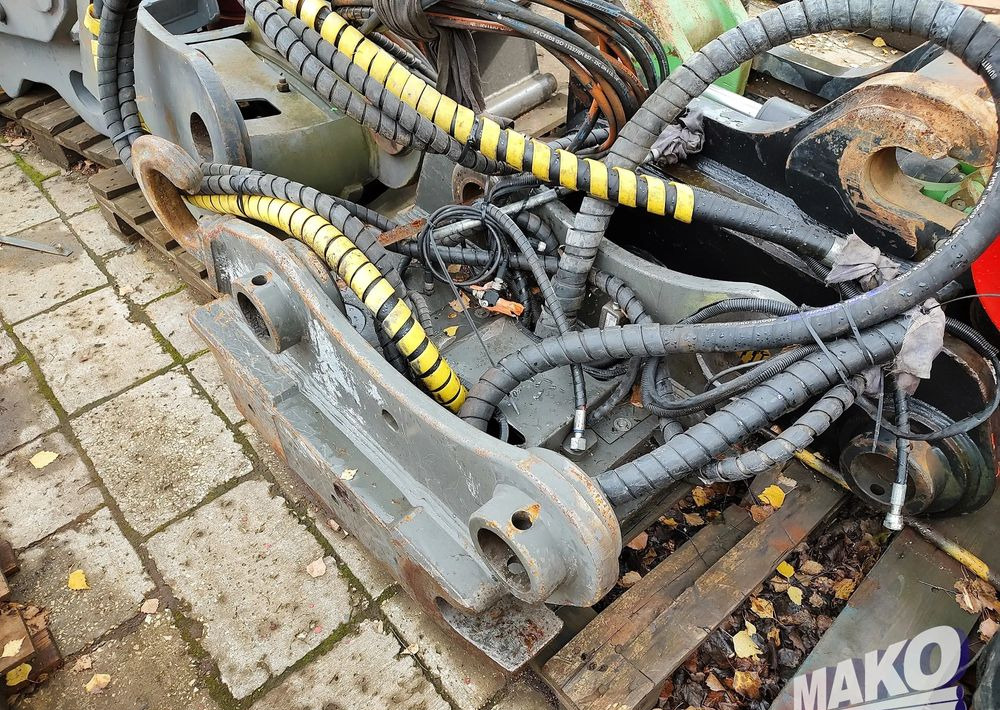 Szybkozłącze hydrauliczne OQ80 S80 OilQuick 80 - Attachment for Construction machinery: picture 3 Szybkozłącze hydrauliczne OQ80 S80 OilQuick 80 - Attachment for Construction machinery: picture 3