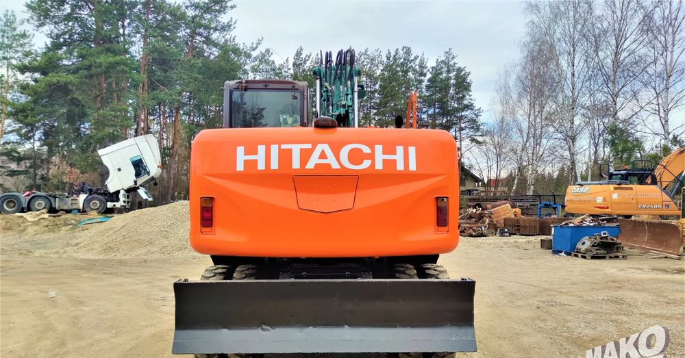 Hitachi ZX140W-3 - Wheel excavator: picture 3 Hitachi ZX140W-3 - Wheel excavator: picture 3