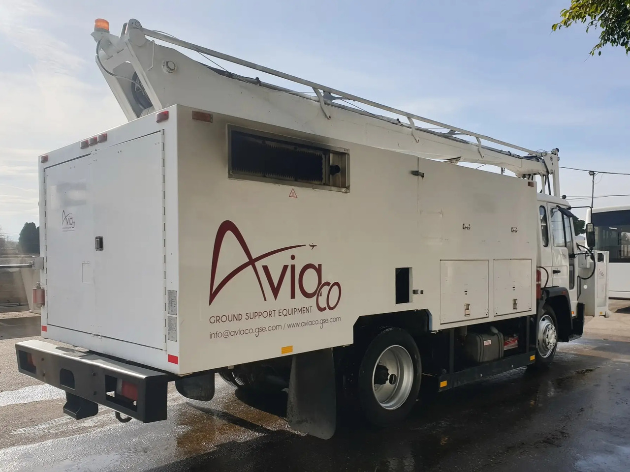 FMC SMD-1200 - Aircraft deicer: picture 3 FMC SMD-1200 - Aircraft deicer: picture 3