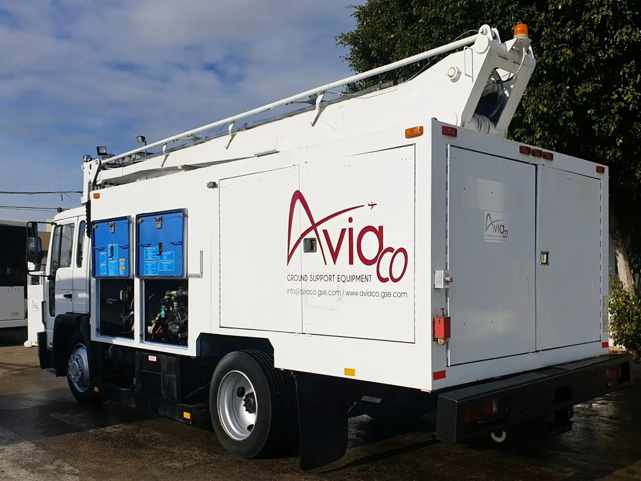 FMC SMD-1200 - Aircraft deicer: picture 1 FMC SMD-1200 - Aircraft deicer: picture 1