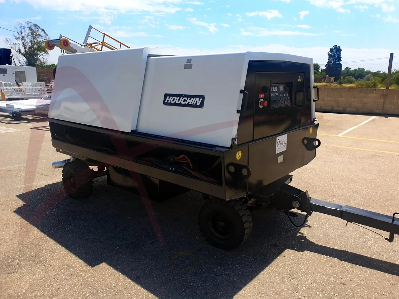 HOUCHIN 690-140 28 - Ground power unit: picture 3 HOUCHIN 690-140 28 - Ground power unit: picture 3