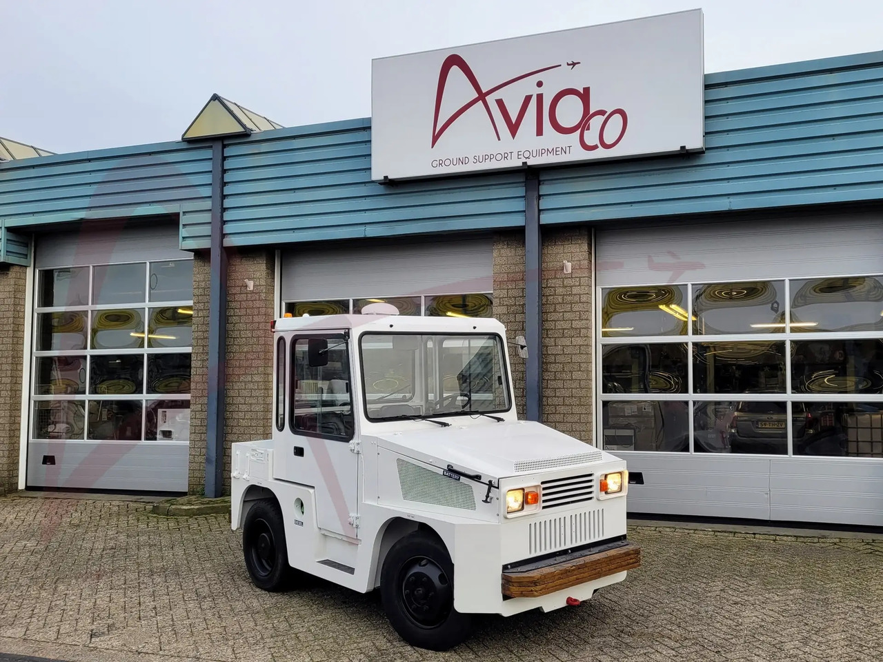 MULAG COMET 6P - Baggage tractor: picture 1 MULAG COMET 6P - Baggage tractor: picture 1