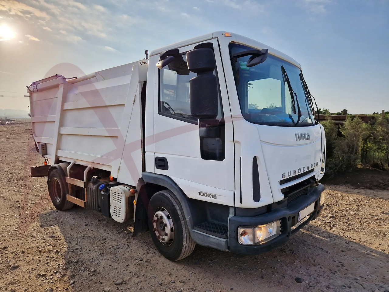 TECNO KUNI 8 - Refuse truck: picture 1 TECNO KUNI 8 - Refuse truck: picture 1