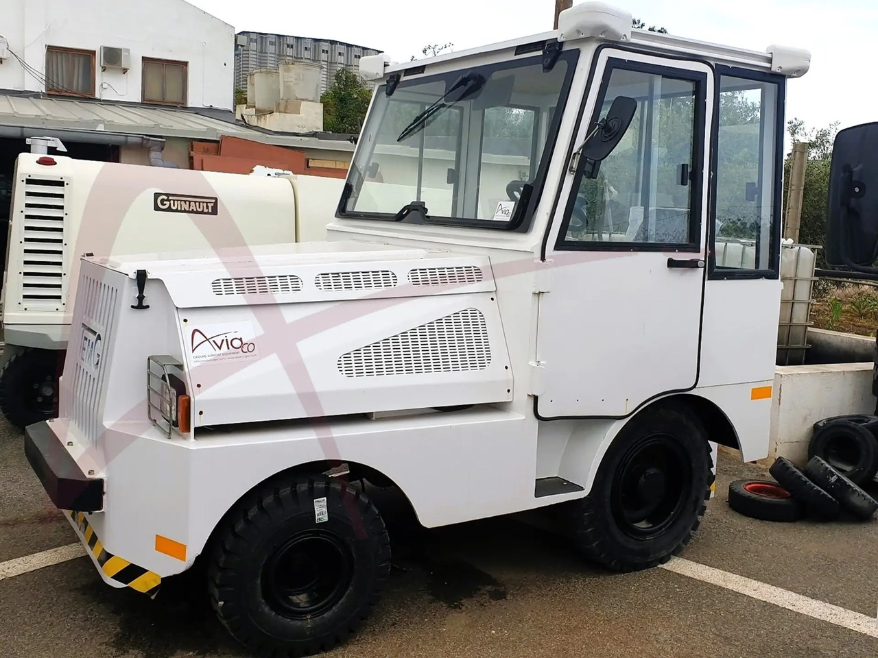 TEMG TG5001 - Baggage tractor: picture 2 TEMG TG5001 - Baggage tractor: picture 2