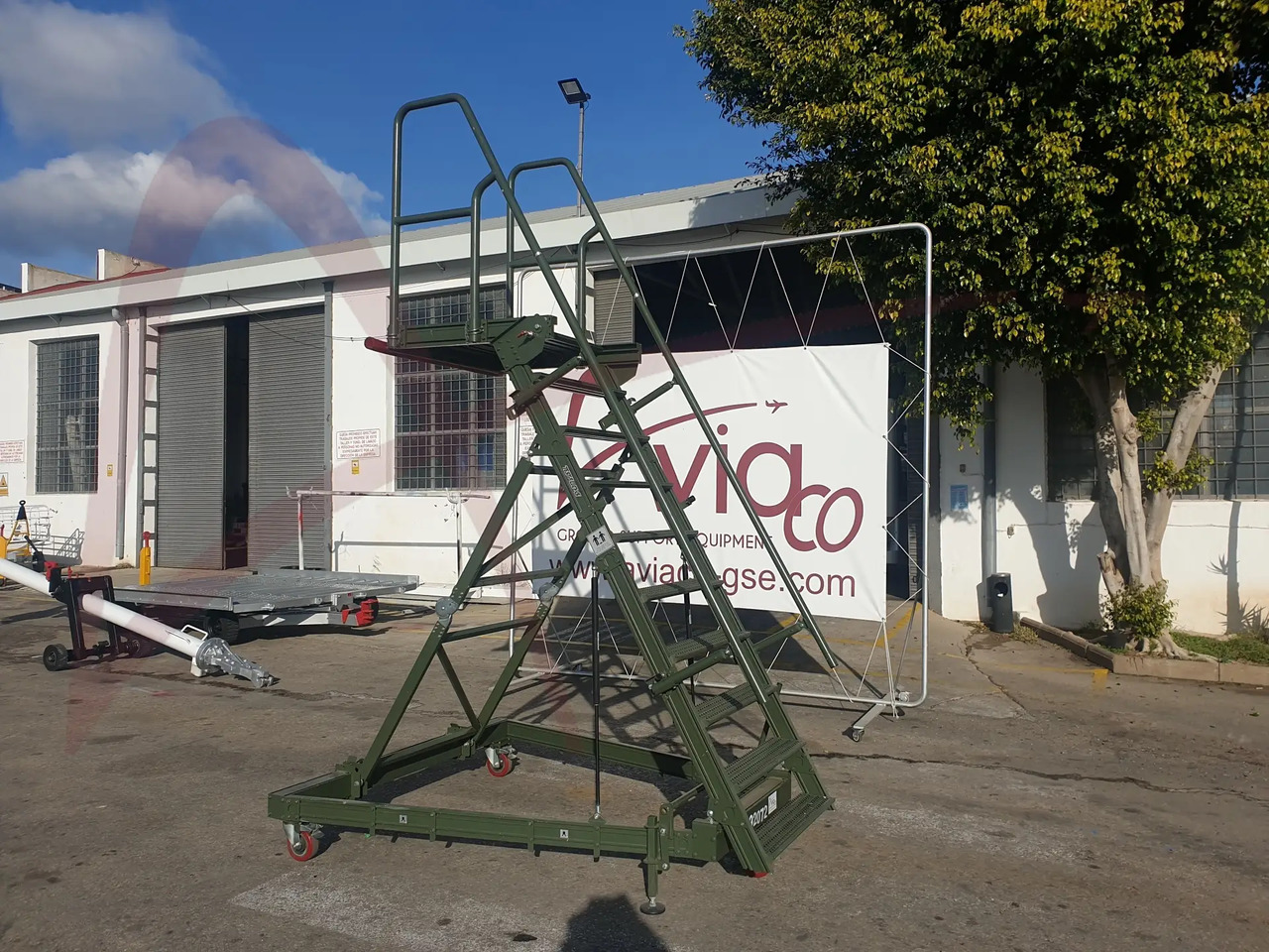 TEST-FUCHS CLT-1 - Passenger stairs: picture 3 TEST-FUCHS CLT-1 - Passenger stairs: picture 3