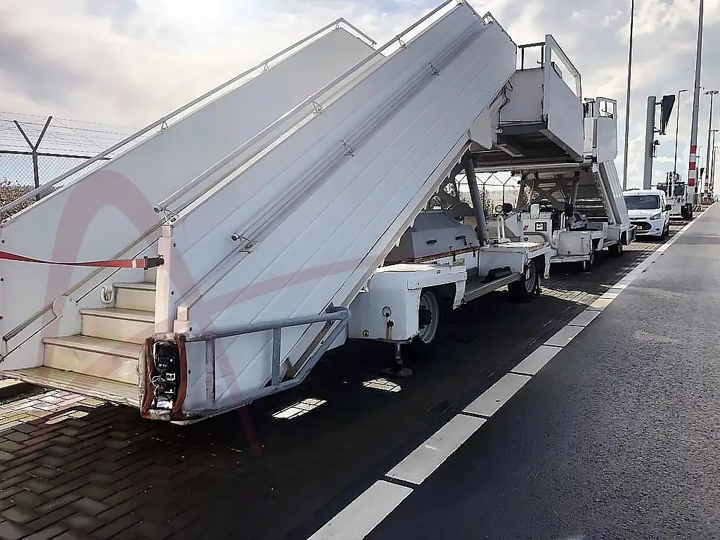 TLD ABS-580-E - Passenger stairs: picture 2 TLD ABS-580-E - Passenger stairs: picture 2