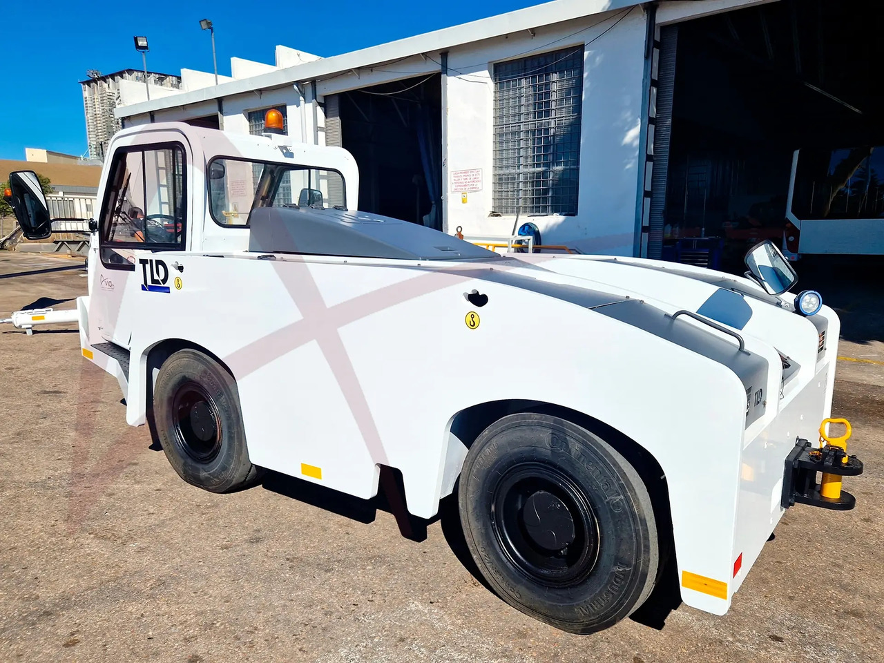 TLD TMX-150/15 - Pushback tractor: picture 2 TLD TMX-150/15 - Pushback tractor: picture 2