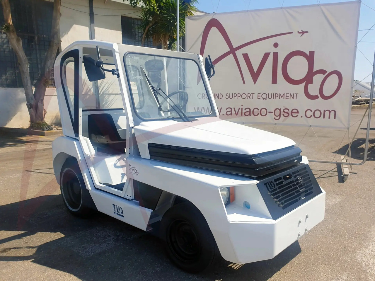 TLD TMX-20 - Baggage tractor: picture 4 TLD TMX-20 - Baggage tractor: picture 4