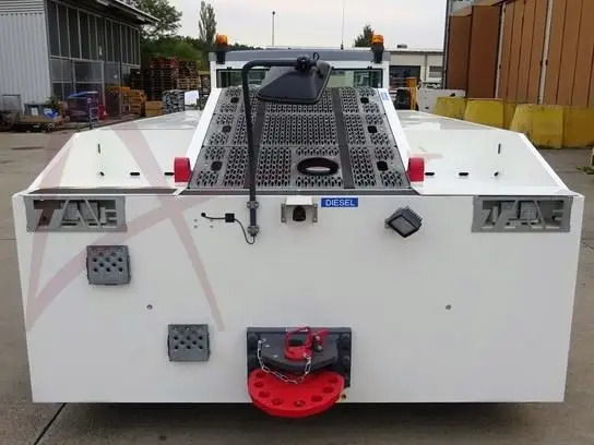 TREPEL CHALLENGER 280 - Pushback tractor: picture 4 TREPEL CHALLENGER 280 - Pushback tractor: picture 4