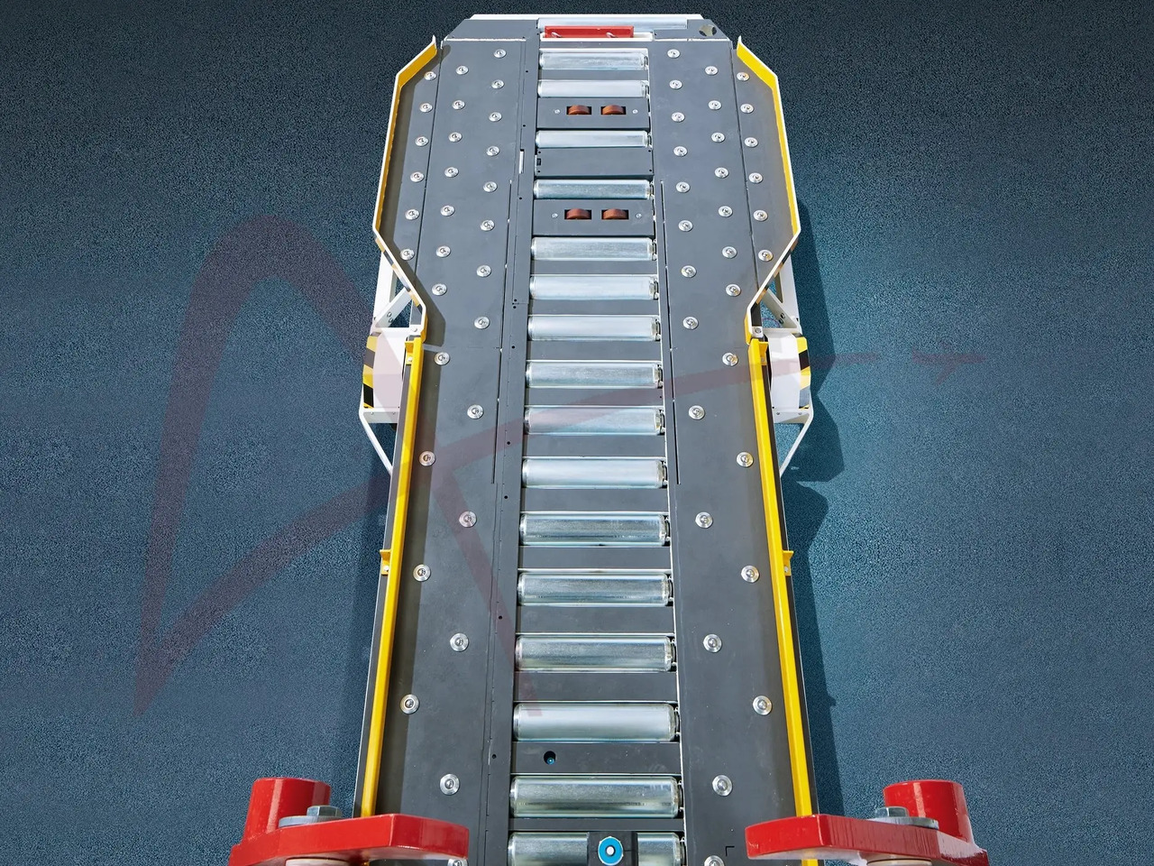 TREPEL PCL35/34 - Aircraft cargo loader: picture 3 TREPEL PCL35/34 - Aircraft cargo loader: picture 3