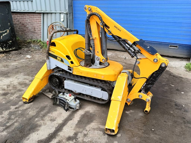 Brokk 90 husqvarna robot remote excavator digger - Crawler excavator: picture 1 Brokk 90 husqvarna robot remote excavator digger - Crawler excavator: picture 1