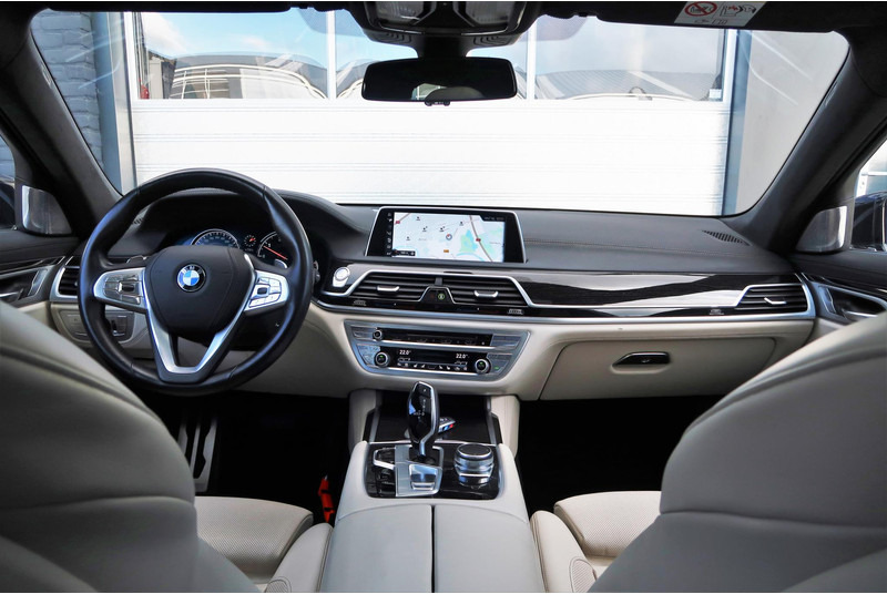 BMW 7 Serie 740Ld xDrive High Executive M-PAKKET/ MASSAGE/ PANO/ DEALER OND/ VOL! - Saloon car: picture 2 BMW 7 Serie 740Ld xDrive High Executive M-PAKKET/ MASSAGE/ PANO/ DEALER OND/ VOL! - Saloon car: picture 2