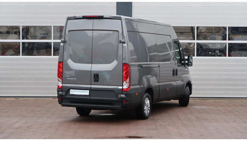 Panel van Iveco Daily 35S18HV 3.0 L2H2 BPM VRIJ/ AUT/ 2X SCHUIFDEUR/ CAMERA/ LED/ CRUISE/ CLIMA/ NAVI/: picture 10