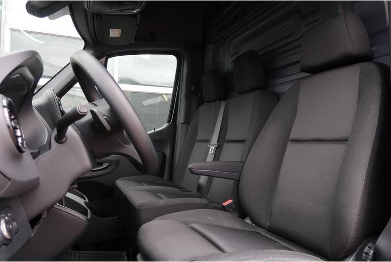 Leasing of Mercedes-Benz Sprinter 317 CDI L2H2 AUT/ CAMERA/ MBUX/ CRUISE/ AIRCO Mercedes-Benz Sprinter 317 CDI L2H2 AUT/ CAMERA/ MBUX/ CRUISE/ AIRCO: picture 13