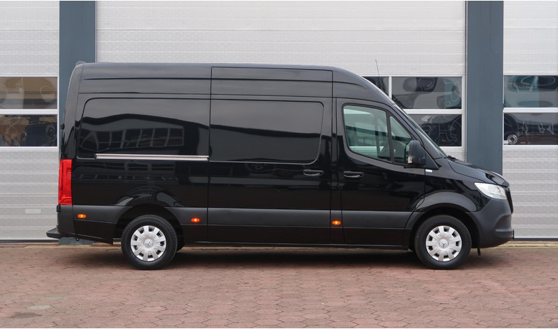 Leasing of Mercedes-Benz Sprinter 317 CDI L2H2 AUT/ CAMERA/ MBUX/ CRUISE/ AIRCO Mercedes-Benz Sprinter 317 CDI L2H2 AUT/ CAMERA/ MBUX/ CRUISE/ AIRCO: picture 15