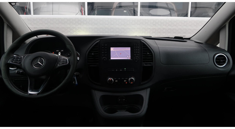 Mercedes-Benz Vito 119 CDI Extra Lang DC AUT/ LED/ CAMERA/ 2X SCHUIF/ CRUISE/ NAVI/ CLIMA/ LEDER/ TREKHAAK - Small van, Crew cab van: picture 5 Mercedes-Benz Vito 119 CDI Extra Lang DC AUT/ LED/ CAMERA/ 2X SCHUIF/ CRUISE/ NAVI/ CLIMA/ LEDER/ TREKHAAK - Small van, Crew cab van: picture 5