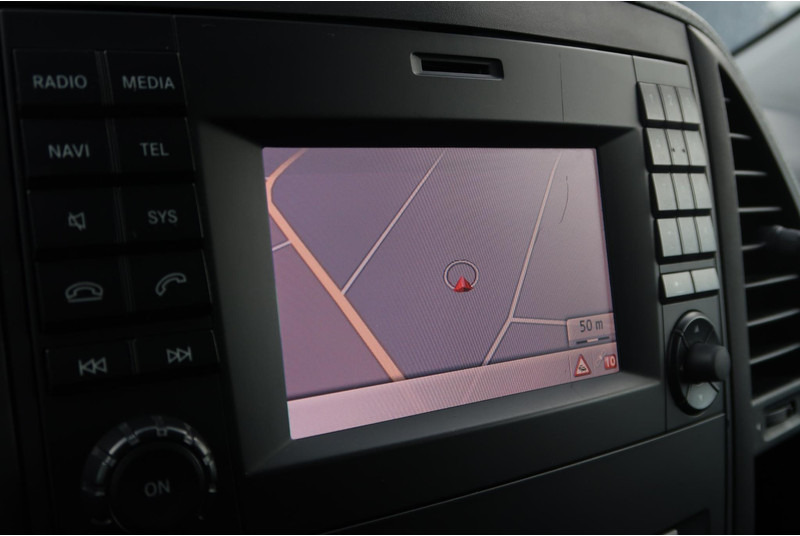 Mercedes-Benz Vito 119 CDI Lang DC/ LED/ CAM/ 2X SCHUIFDEUR/ STOELVERW/ CRUISE/ ETC. - Small van, Crew cab van: picture 5 Mercedes-Benz Vito 119 CDI Lang DC/ LED/ CAM/ 2X SCHUIFDEUR/ STOELVERW/ CRUISE/ ETC. - Small van, Crew cab van: picture 5