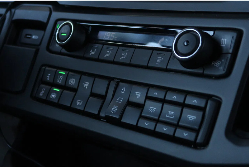 Tractor unit Scania 540S NGS FULL AIR/ RETARDER/ ALCOA/ LEATHER/ 2X TANK/ PARK AIRCO: picture 6 Tractor unit Scania 540S NGS FULL AIR/ RETARDER/ ALCOA/ LEATHER/ 2X TANK/ PARK AIRCO: picture 6