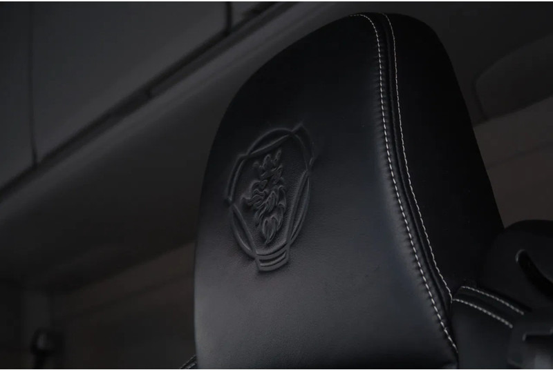 Tractor unit Scania 540S NGS FULL AIR/ RETARDER/ ALCOA/ LEATHER/ 2X TANK/ PARK AIRCO: picture 11 Tractor unit Scania 540S NGS FULL AIR/ RETARDER/ ALCOA/ LEATHER/ 2X TANK/ PARK AIRCO: picture 11