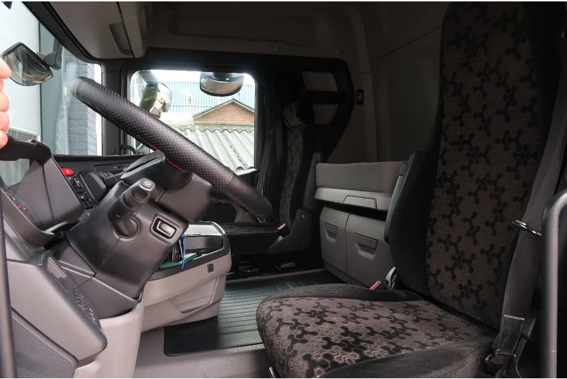 Tractor unit Scania R410 NGS LNG/ RETARDER/ ACC/ 2X TANK/ DIFF LOCK: picture 12