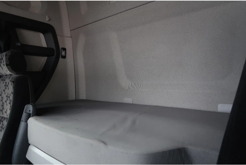 Tractor unit Scania R410 NGS LNG/ RETARDER/ ACC/ 2X TANK/ DIFF LOCK: picture 13