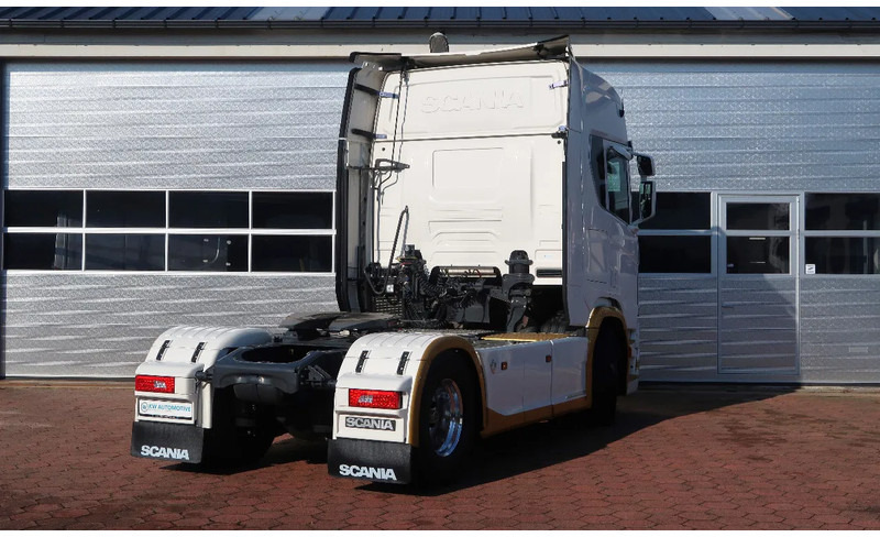 Scania R580 V8 NGS RETARDER/ FULL AIR/ 2X TANK/ ACC - Tractor unit: picture 4 Scania R580 V8 NGS RETARDER/ FULL AIR/ 2X TANK/ ACC - Tractor unit: picture 4