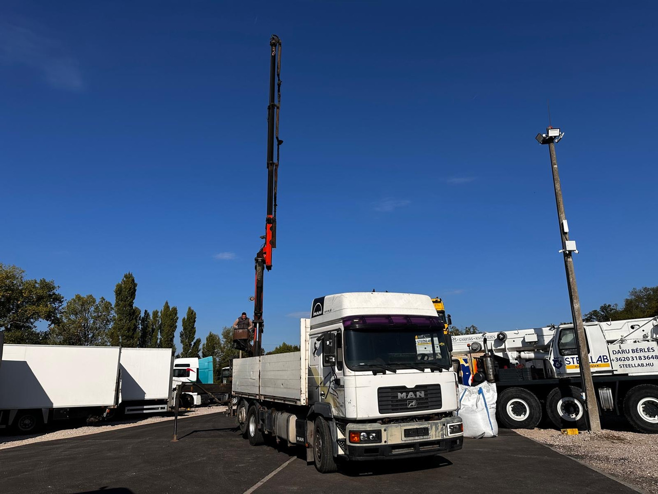 MAN F2000 26.413 Palfinger pk 16000 - Crane truck: picture 3 MAN F2000 26.413 Palfinger pk 16000 - Crane truck: picture 3