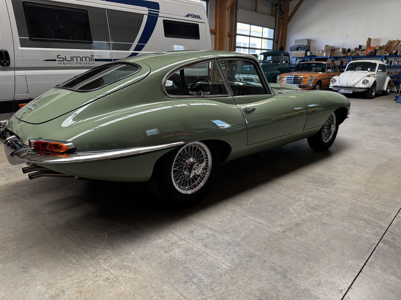Jaguar E-Type 4.2 Litre Serie 1.5 FHC - Car: picture 5 Jaguar E-Type 4.2 Litre Serie 1.5 FHC - Car: picture 5