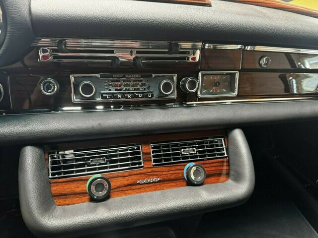 Convertible MERCEDES-BENZ 280 SE Cabrio W111 BRABUS-Classic...: picture 16