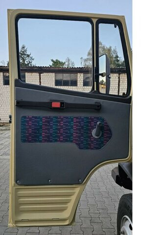 Campervan MERCEDES-BENZ 814 D T2 Vario 4x4 Allrad Topzustand!...: picture 30 Campervan MERCEDES-BENZ 814 D T2 Vario 4x4 Allrad Topzustand!...: picture 30